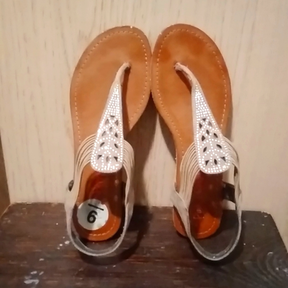 Pink& Pepper Sandals sz 9